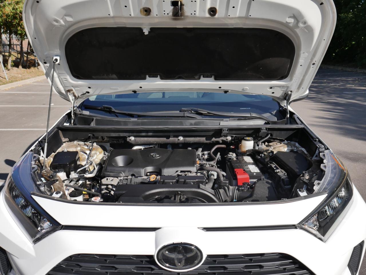 2021 Toyota RAV4 LE AWD - Photo #11