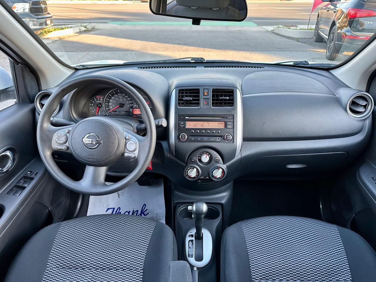 2015 Nissan Micra SV - Photo #16