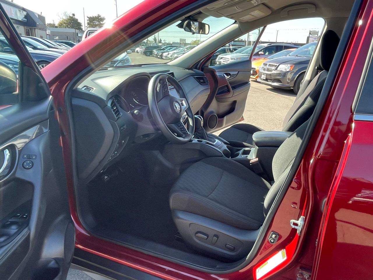 2020 Nissan Rogue AWD SV NO ACCIDENT 1 OWNER BLIND SPT CAMERA - Photo #18