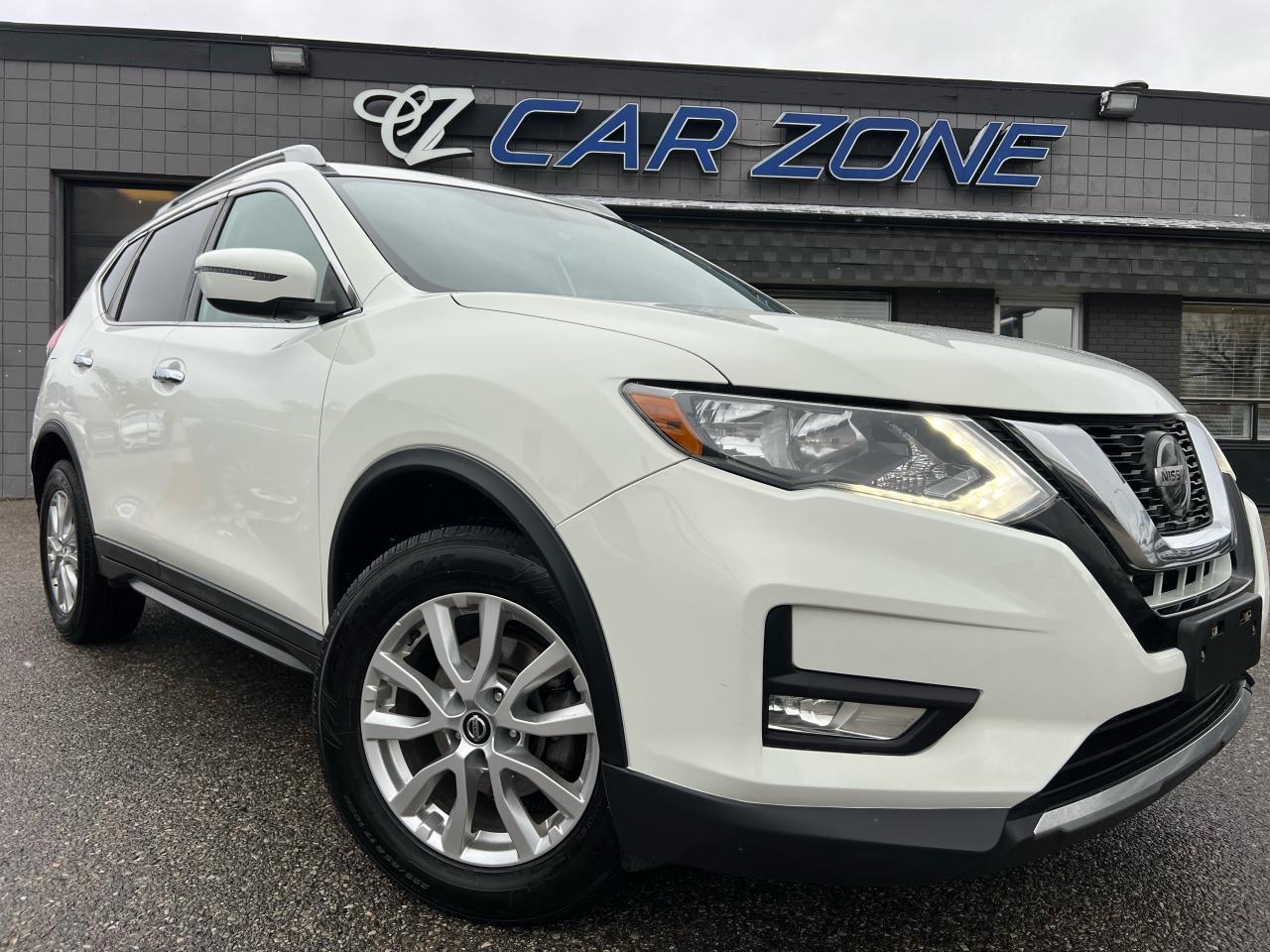 Used 2018 Nissan Rogue SV for sale in Calgary, AB