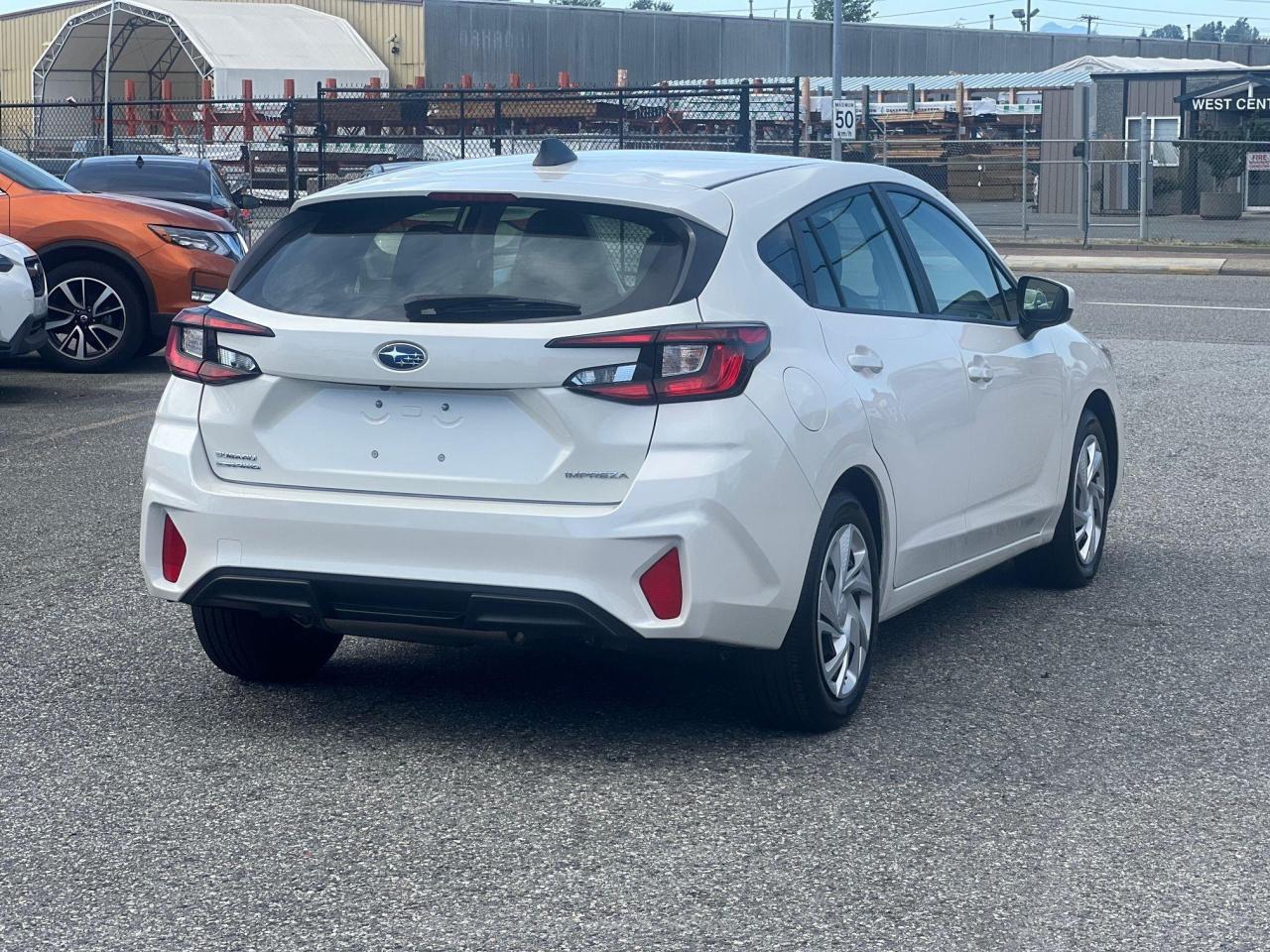 2024 Subaru Impreza Convenience AWD - Photo #4