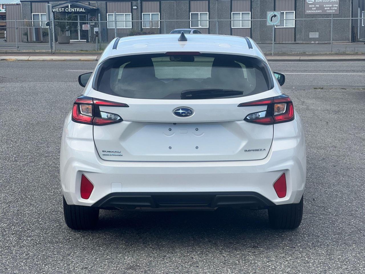 2024 Subaru Impreza Convenience AWD - Photo #6