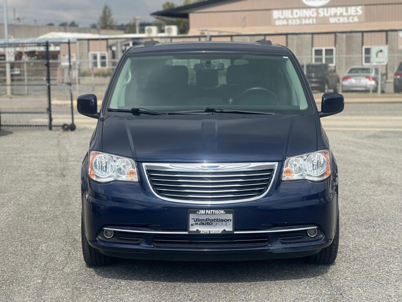 Used 2015 Chrysler Town & Country 4dr Wgn Touring w/Leather for sale in Langley, BC