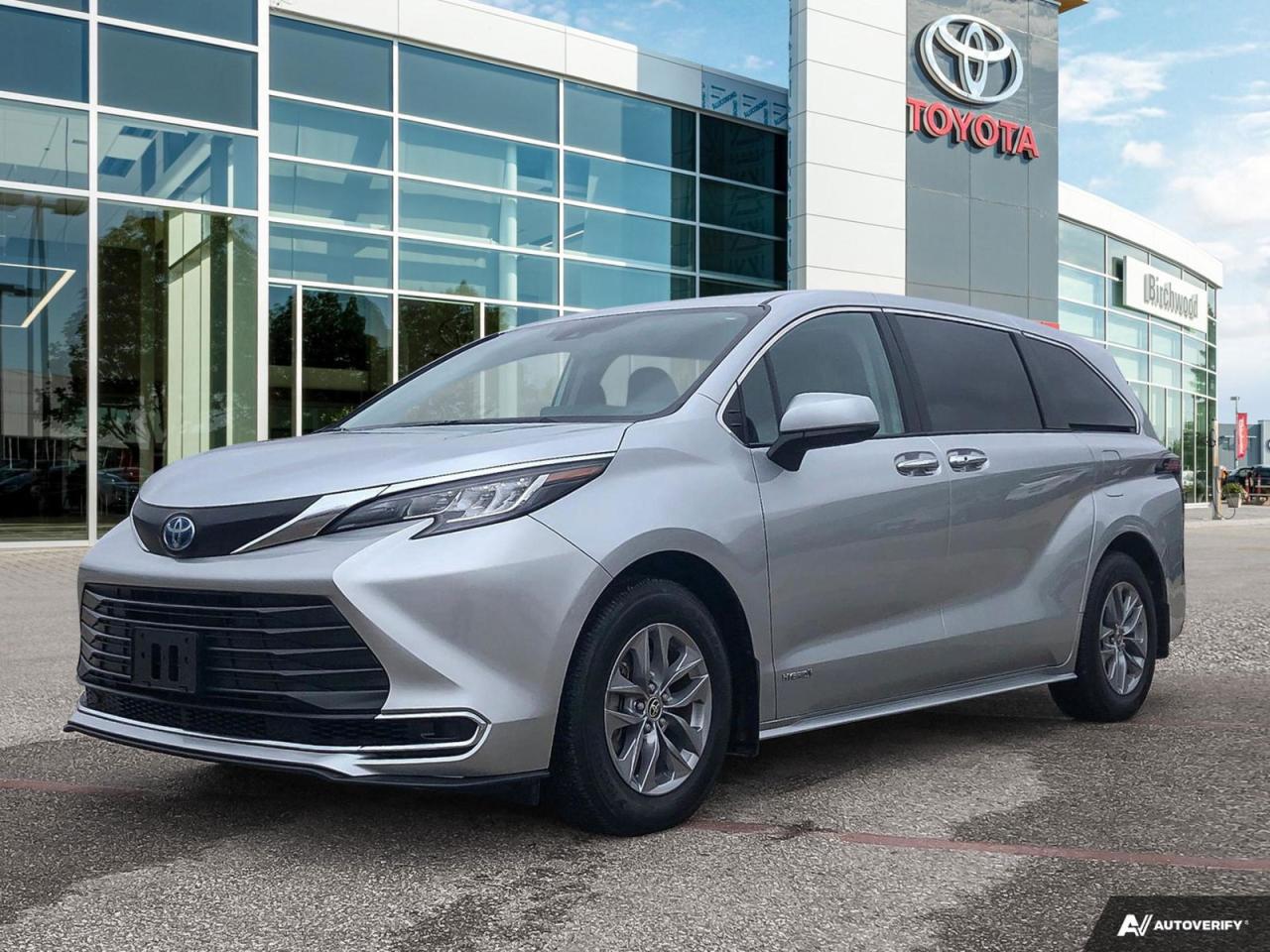 Used 2021 Toyota Sienna XLE AWD for sale in Winnipeg, MB