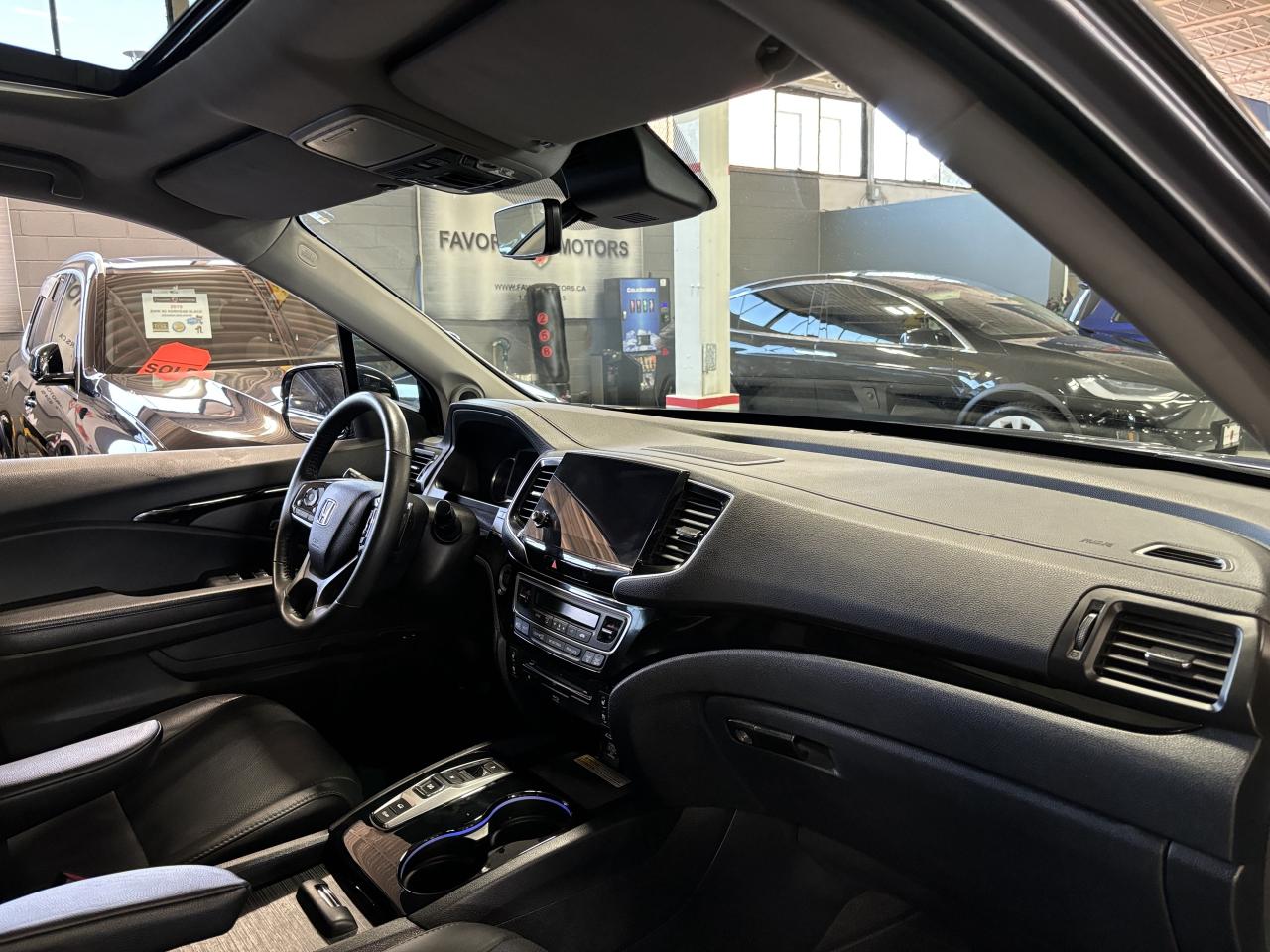 2022 Honda Pilot Touring|7PASSENGER|AWD|NAV|REARSCREEN|LEATHER|+++ - Photo #15