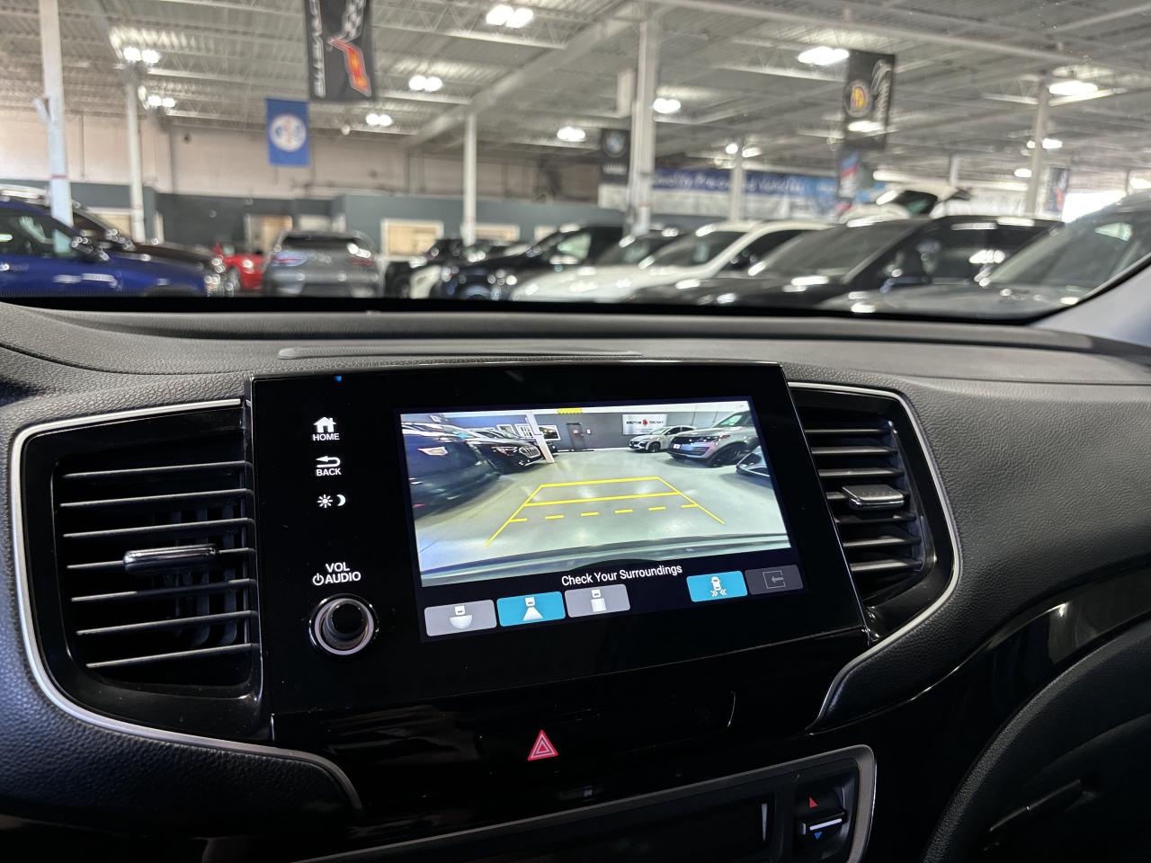 2022 Honda Pilot Touring|7PASSENGER|AWD|NAV|REARSCREEN|LEATHER|+++ - Photo #32
