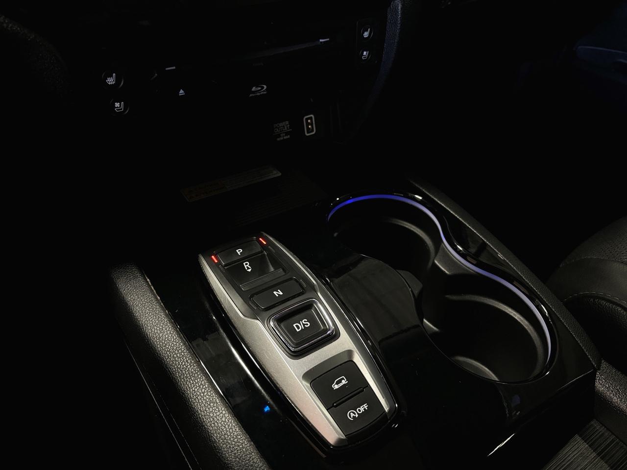 2022 Honda Pilot Touring|7PASSENGER|AWD|NAV|REARSCREEN|LEATHER|+++ Photo