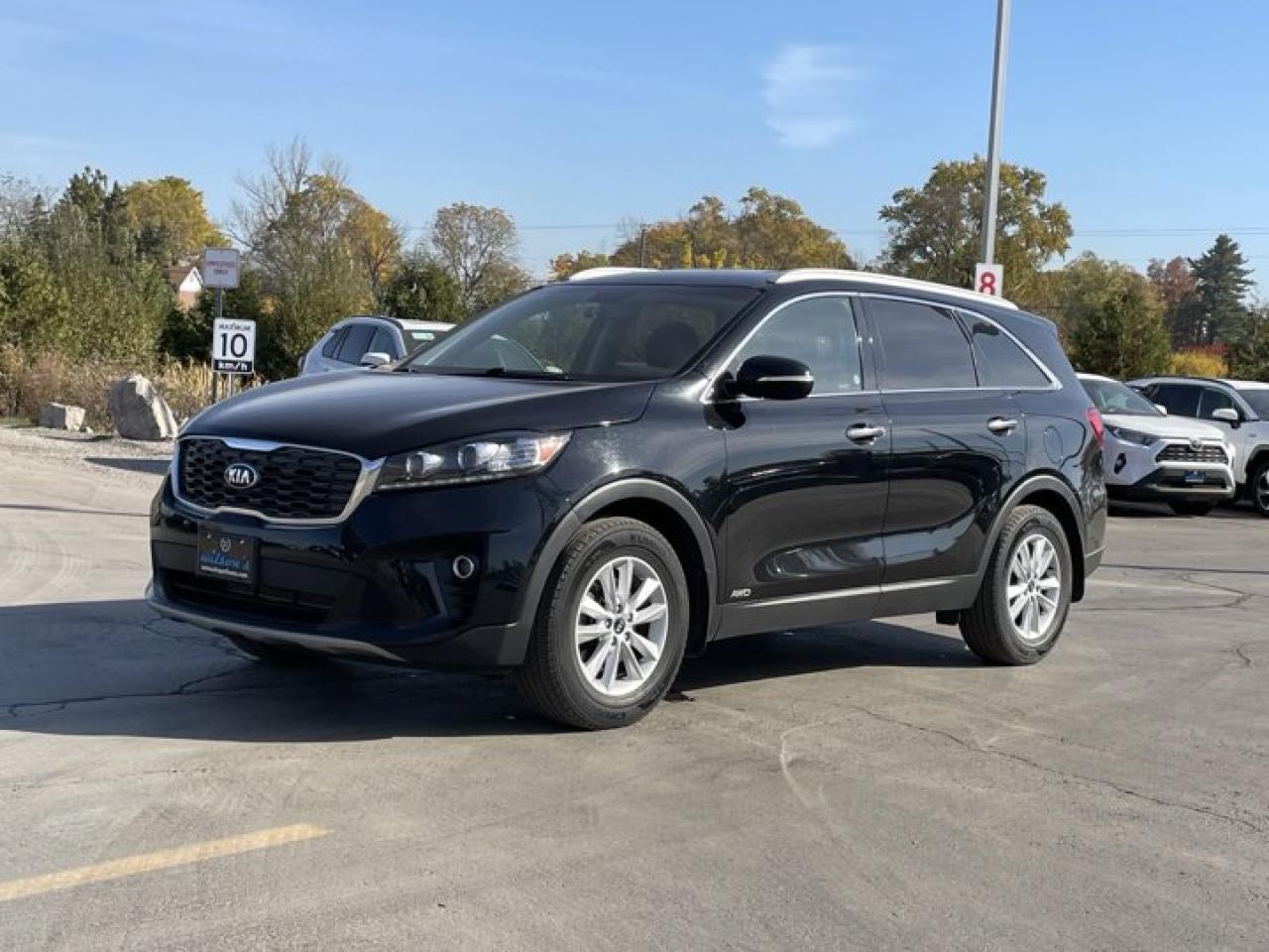 Used 2019 Kia Sorento EX 2.4 AWD, 7 Passenger, Leather, Heated Seats, Alloy Wheels, Bluetooth, Back Up Camera & More! for sale in Guelph, ON