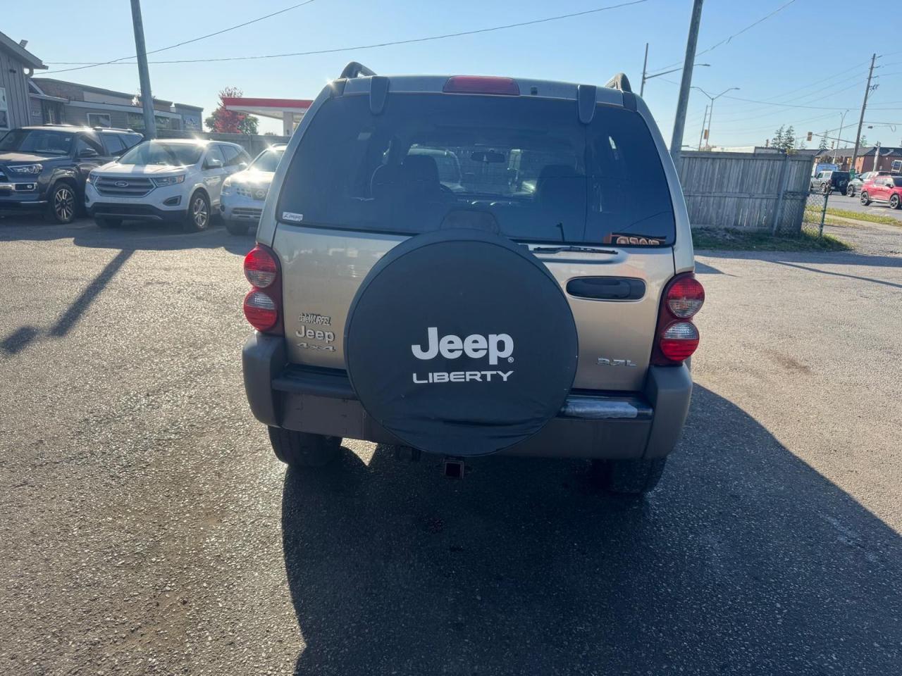 2006 Jeep Liberty Sport, 4X4, ONLY 116KMS, UNDERCOATED, AS IS - Photo #4