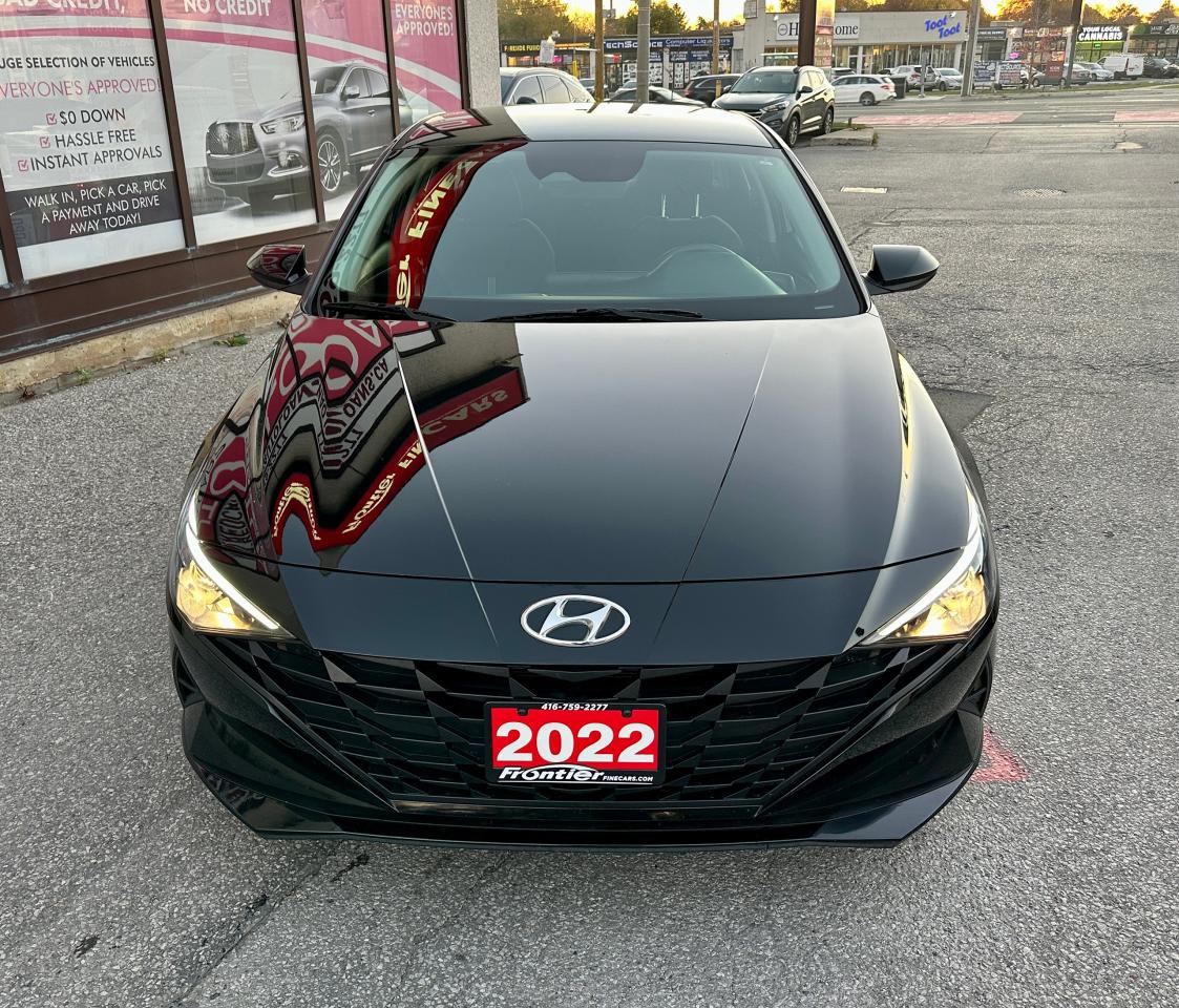2022 Hyundai Elantra Essential Photo