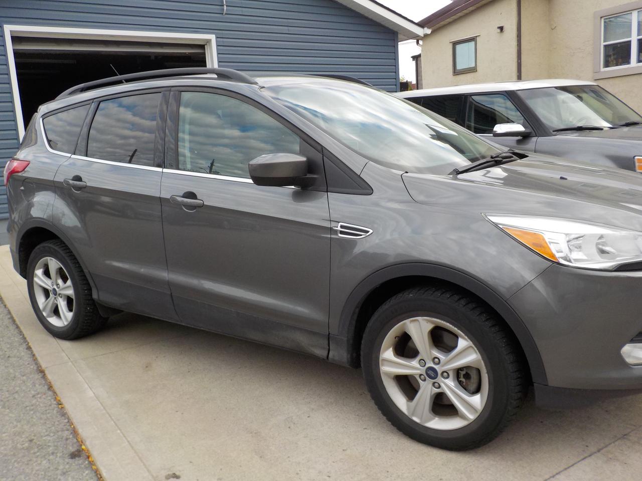 Used 2014 Ford Escape SE for sale in St Catharines, ON