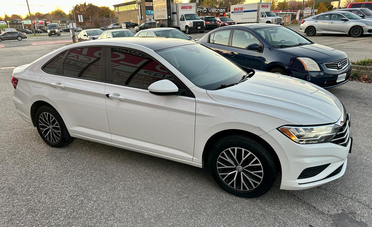 2021 Volkswagen Jetta HIGHLINE Photo3