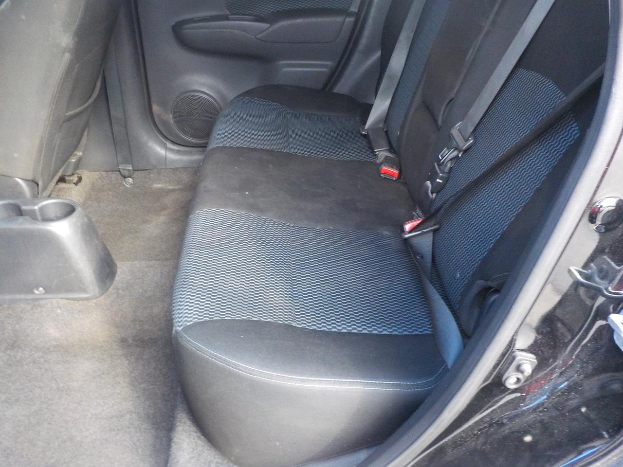 2017 Nissan Versa Note SV Photo