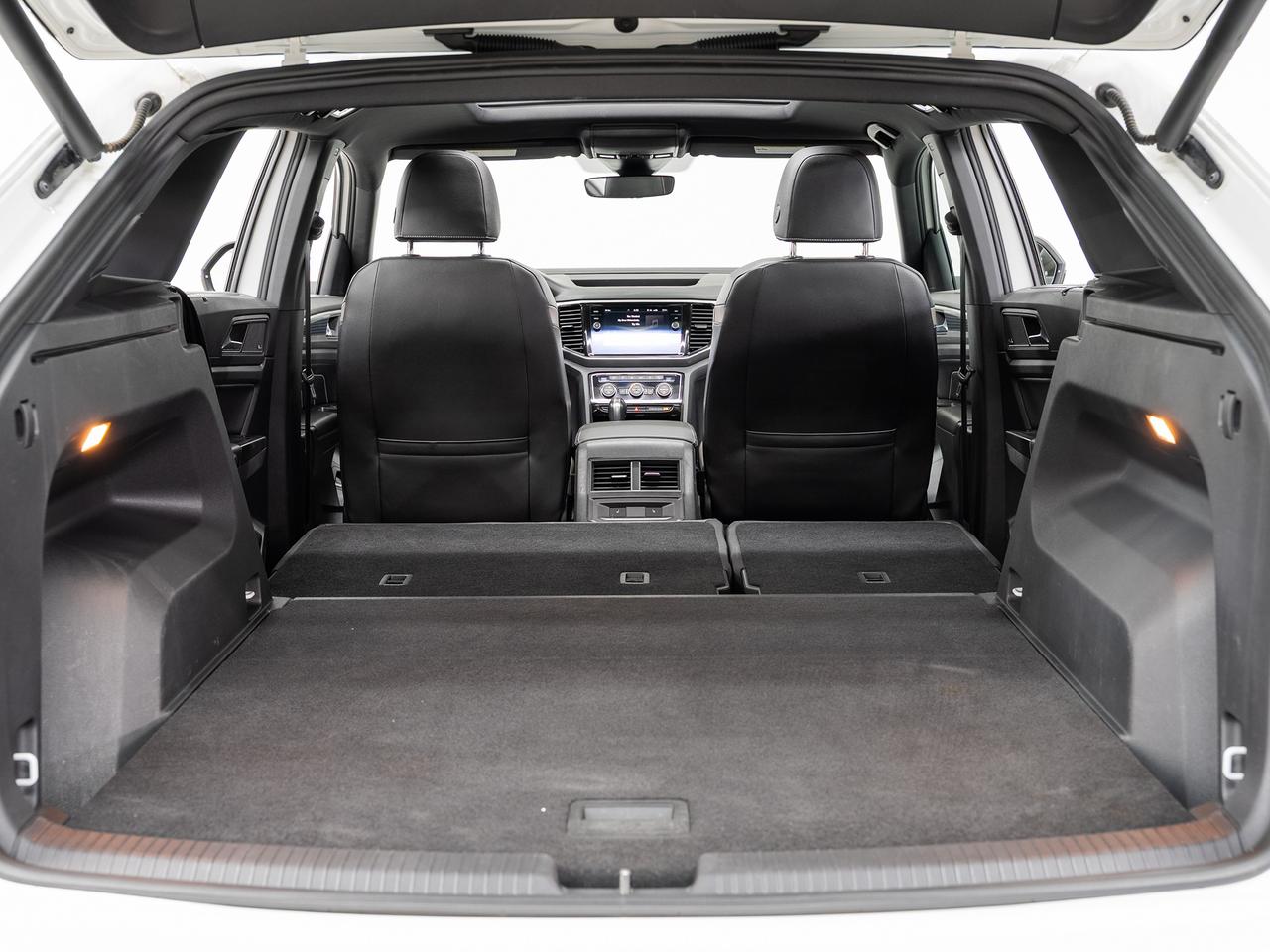 2020 Volkswagen Atlas EXECLINE AWD | Nav | Pano roof | Digital Dash