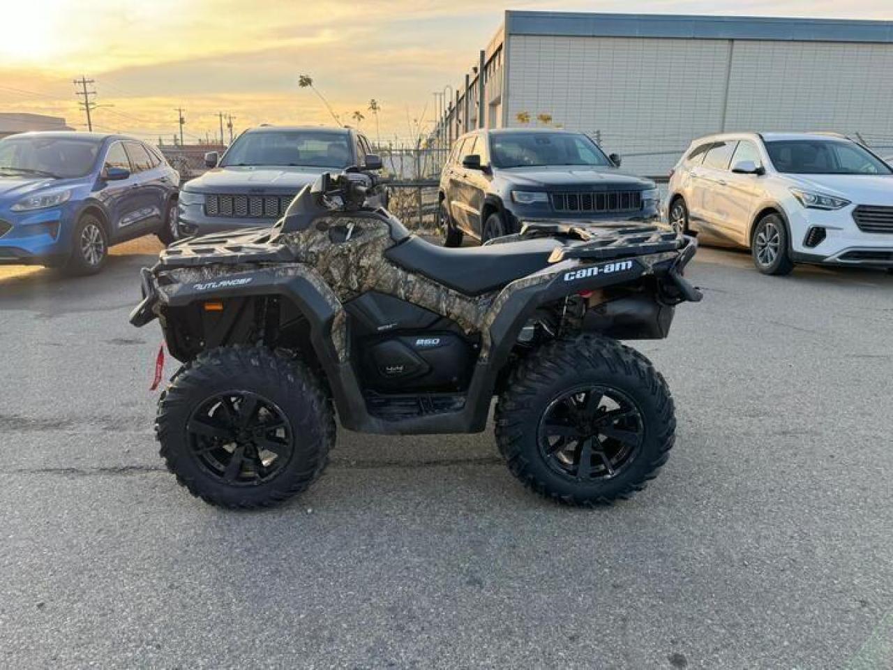 2023 Can-Am Outlander 850 XT $109 B/W - Photo #8