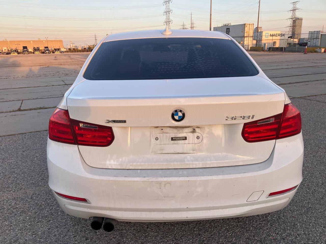 2013 BMW 3 Series 328i xDrive - Photo #4