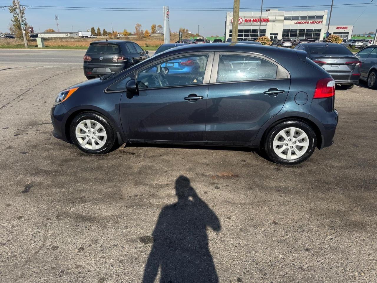 2016 Kia Rio HATCHBACK, AUTO, ONLY 176KMS, CERTIFIED - Photo #2