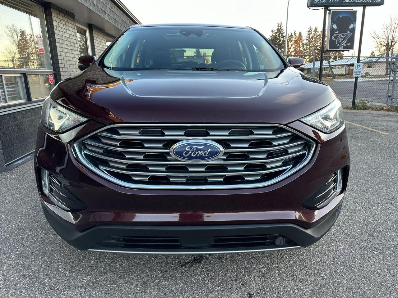 2020 Ford Edge Titanium AWD - Photo #2