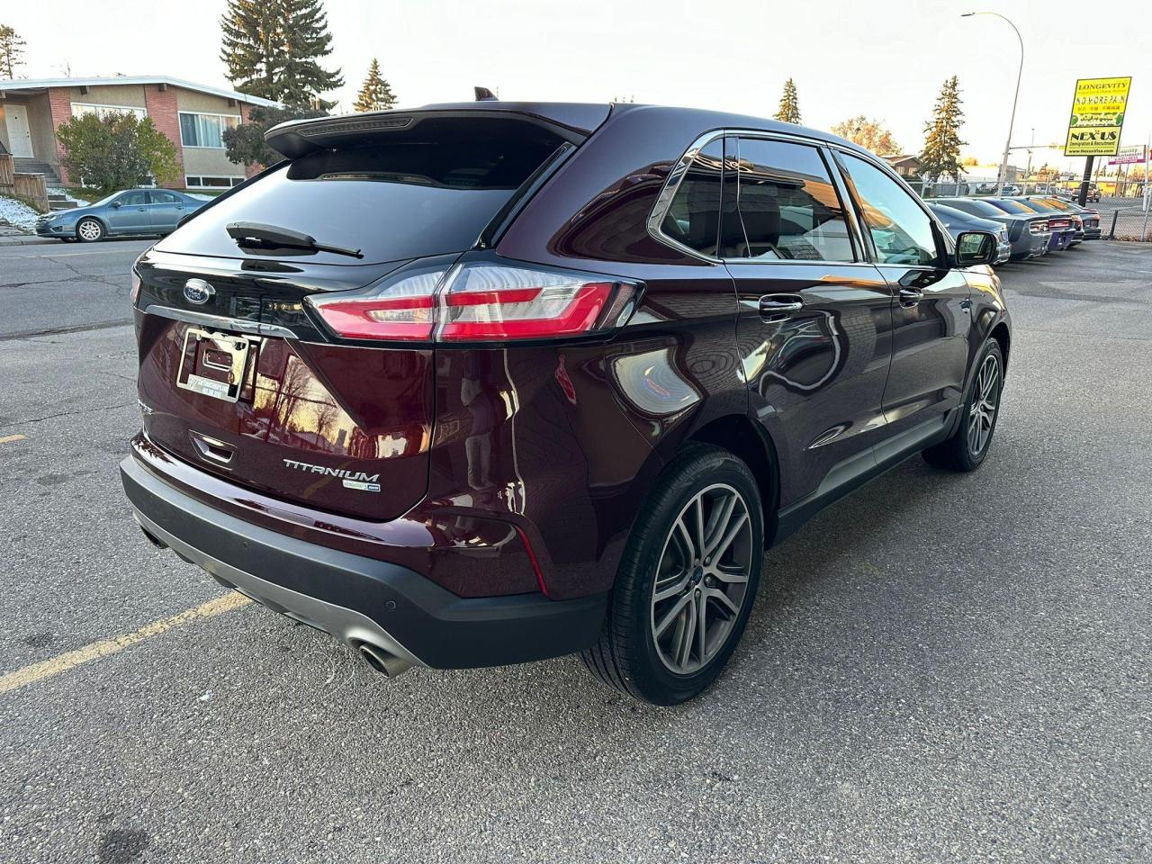 2020 Ford Edge Titanium AWD - Photo #8