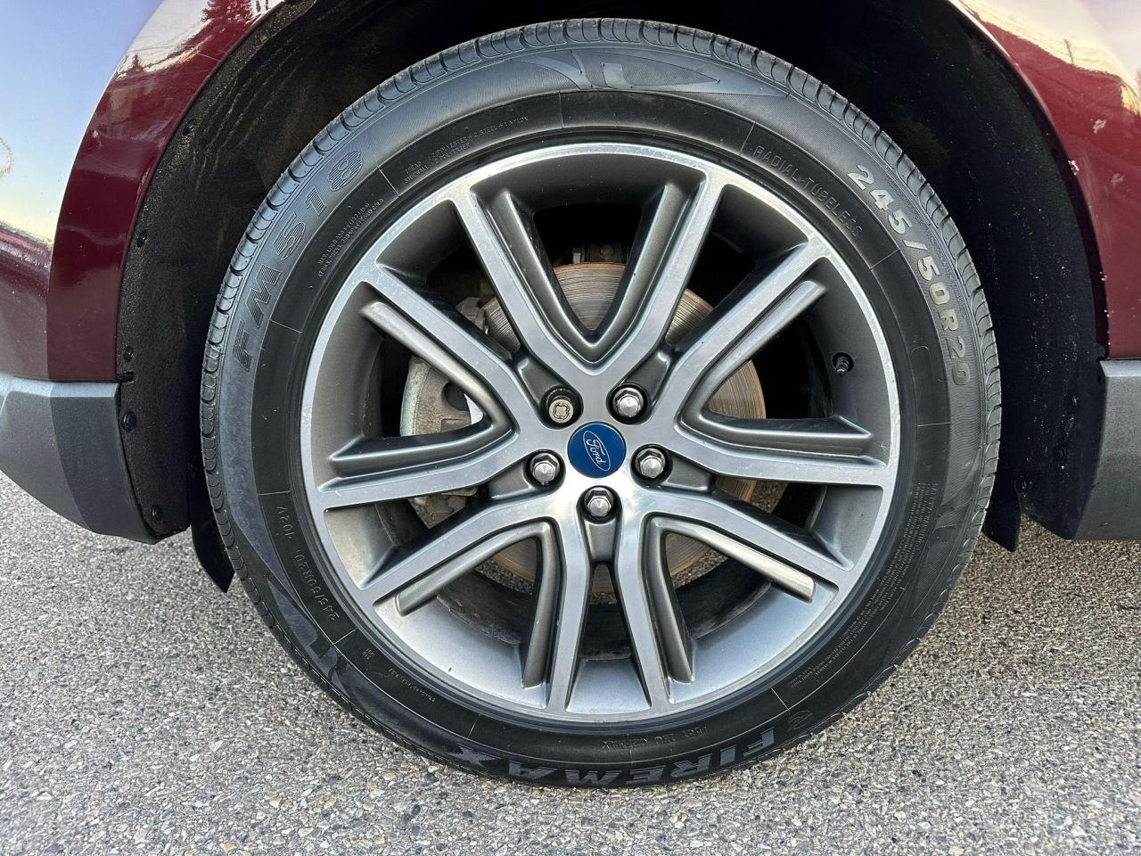 2020 Ford Edge Titanium AWD - Photo #9