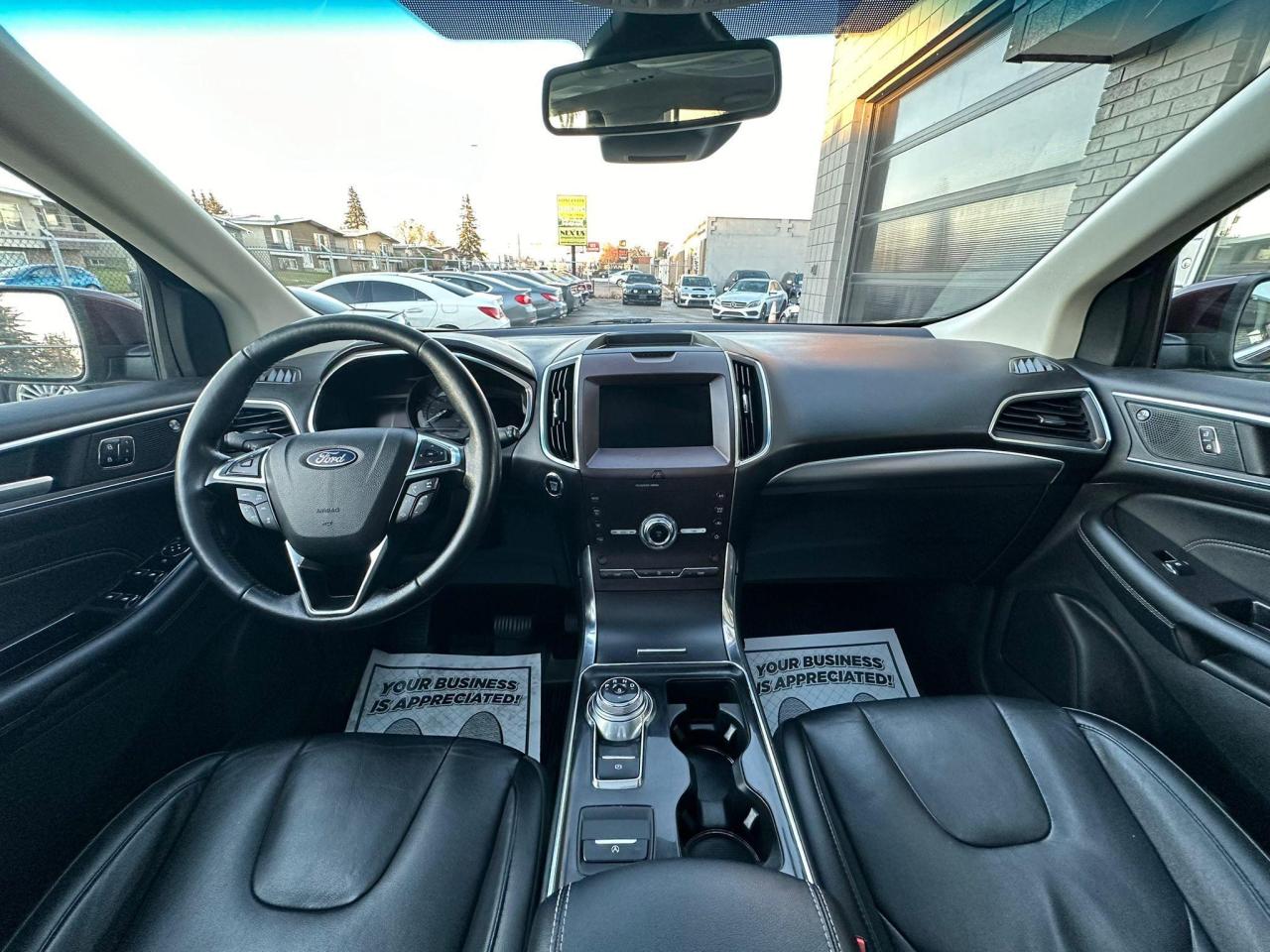 2020 Ford Edge Titanium AWD - Photo #12