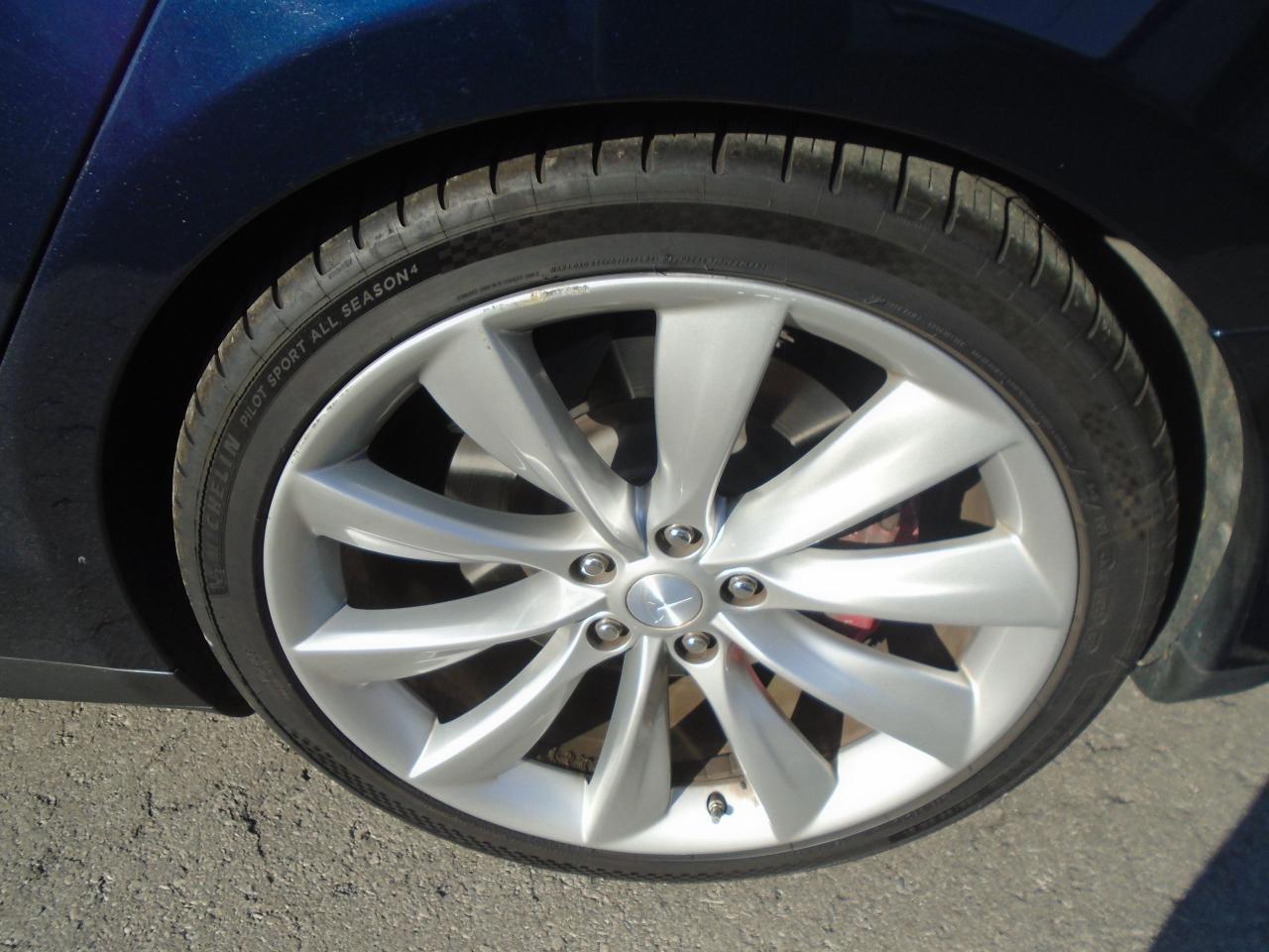 2014 Tesla Model S Performance 85 PLUS 391KM FULL CHARGE - Photo #29