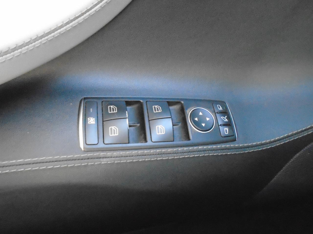 2014 Tesla Model S Performance 85 PLUS 391KM FULL CHARGE - Photo #11