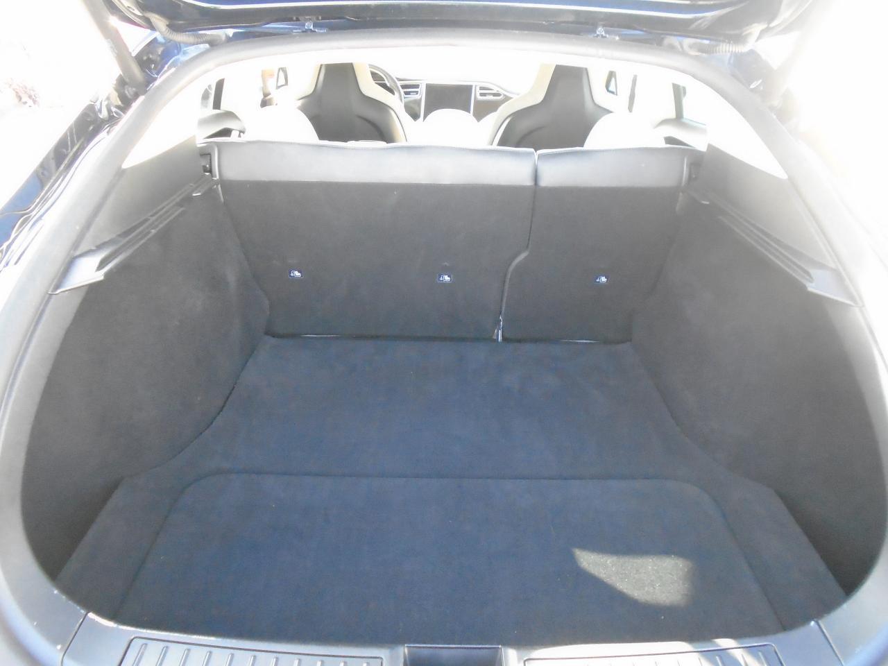 2014 Tesla Model S 4dr Sdn Performance P85+ Full Charge 391 km Photo