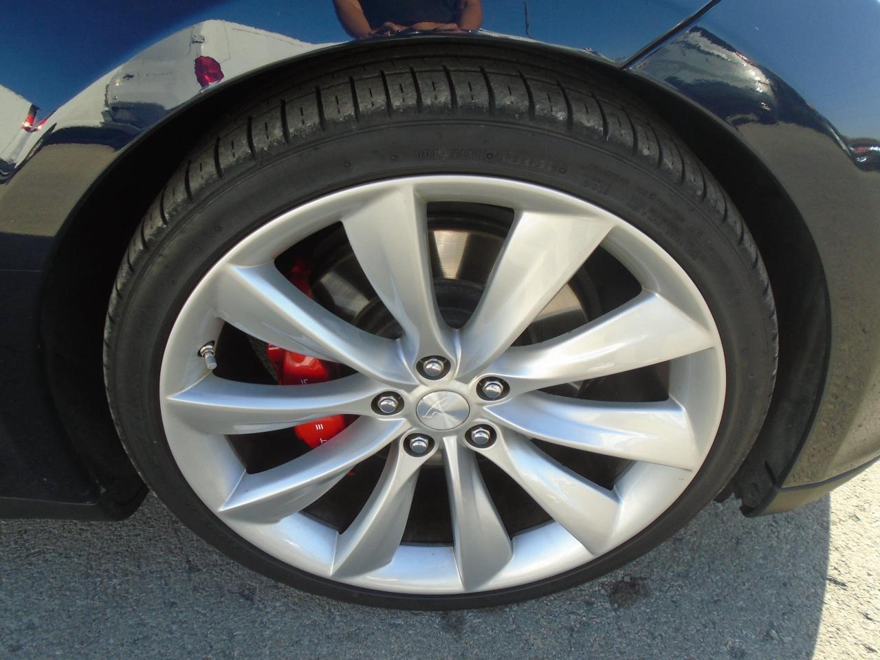 2014 Tesla Model S 4dr Sdn Performance P85+ Full Charge 391 km Photo