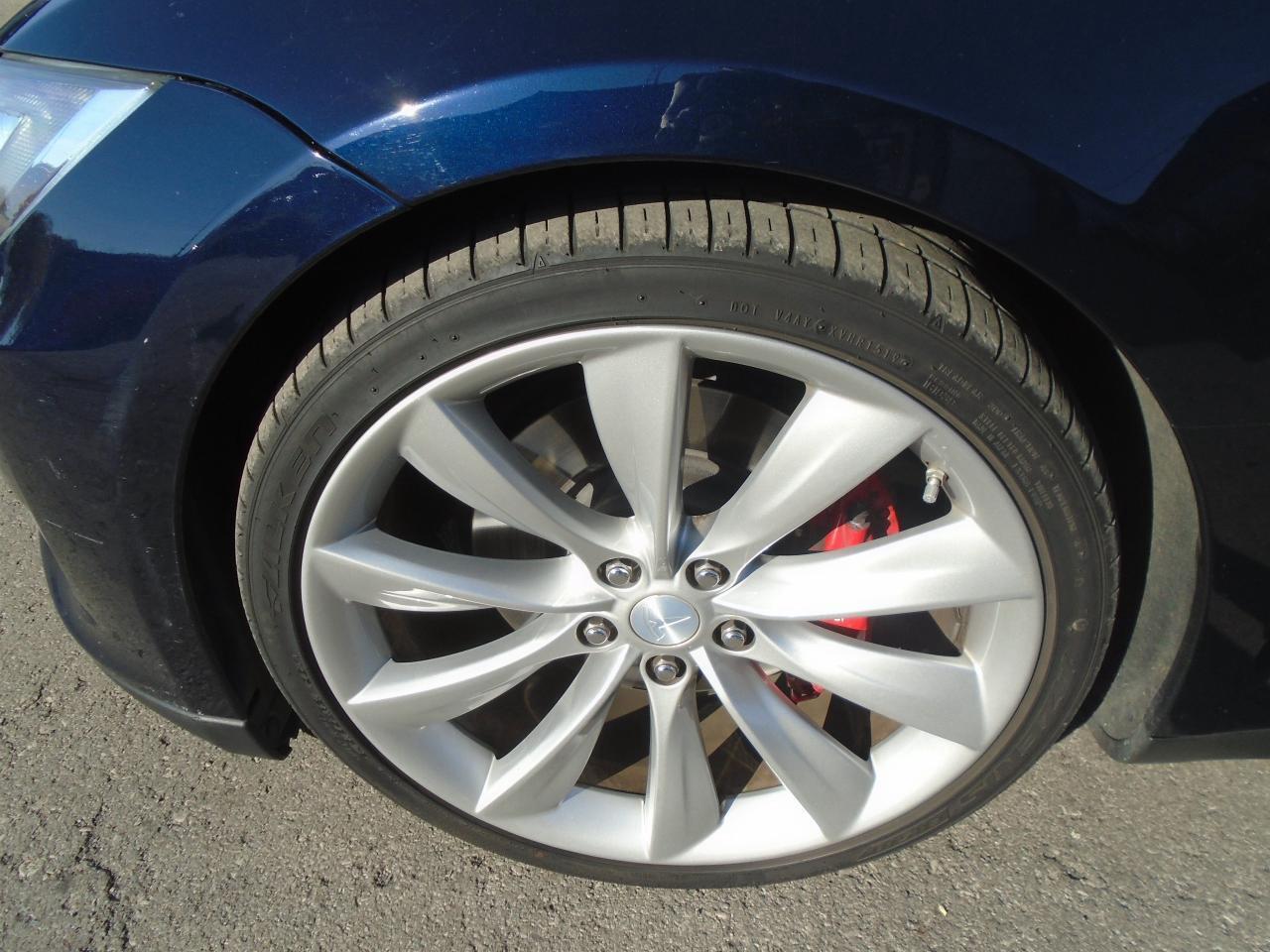 2014 Tesla Model S 4dr Sdn Performance P85+ Full Charge 391 km Photo