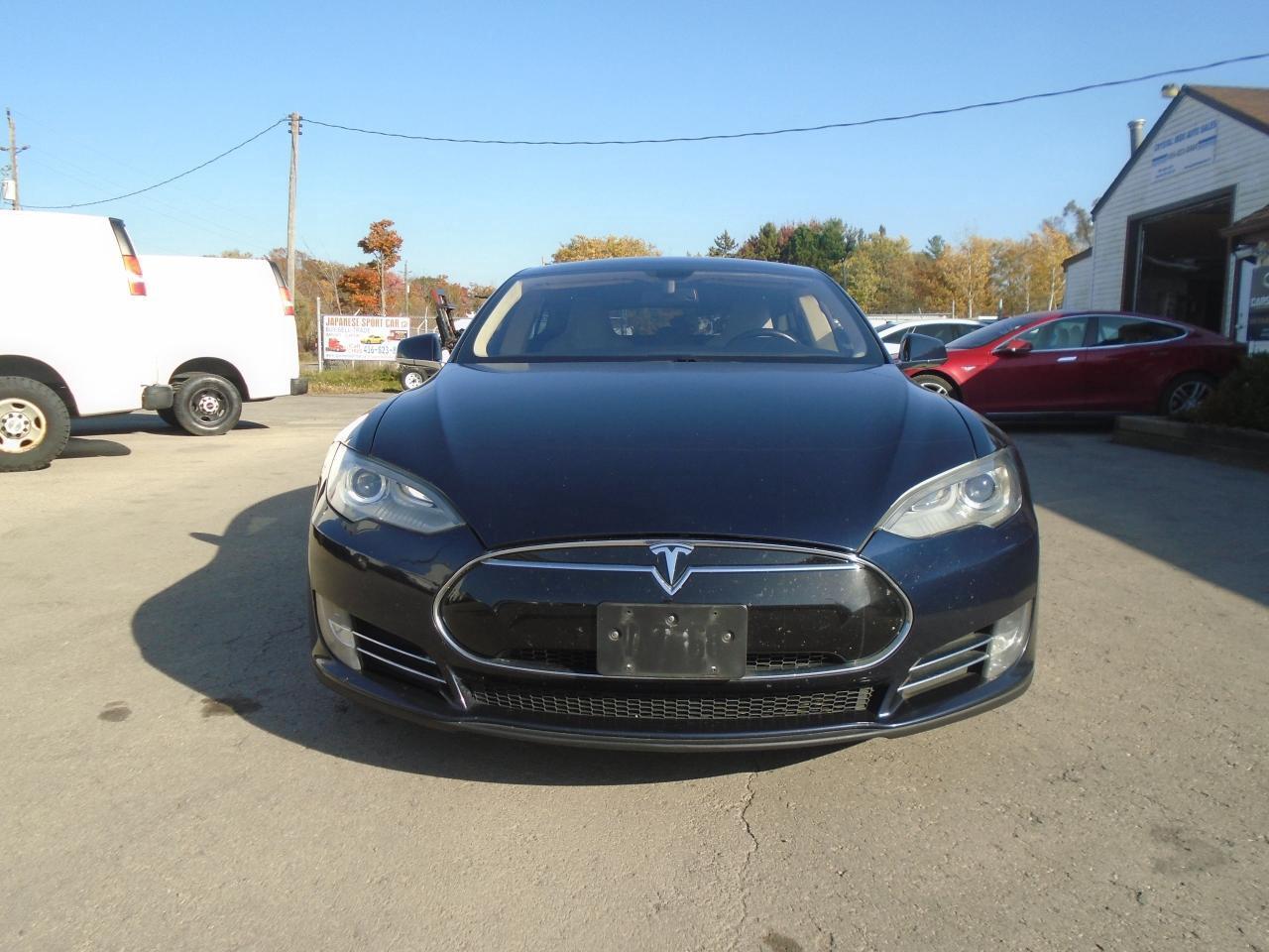 2014 Tesla Model S 4dr Sdn Performance P85+ Full Charge 391 km Photo2