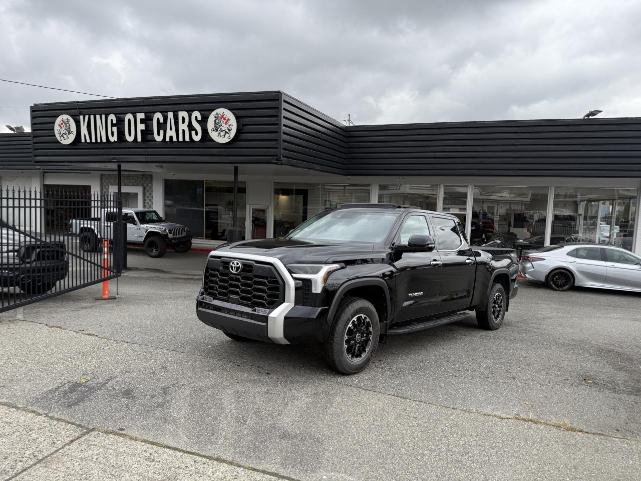 Used 2023 Toyota Tundra 4WD Limited CrewMax 6.5 Bed (Natl) for sale in Langley, BC