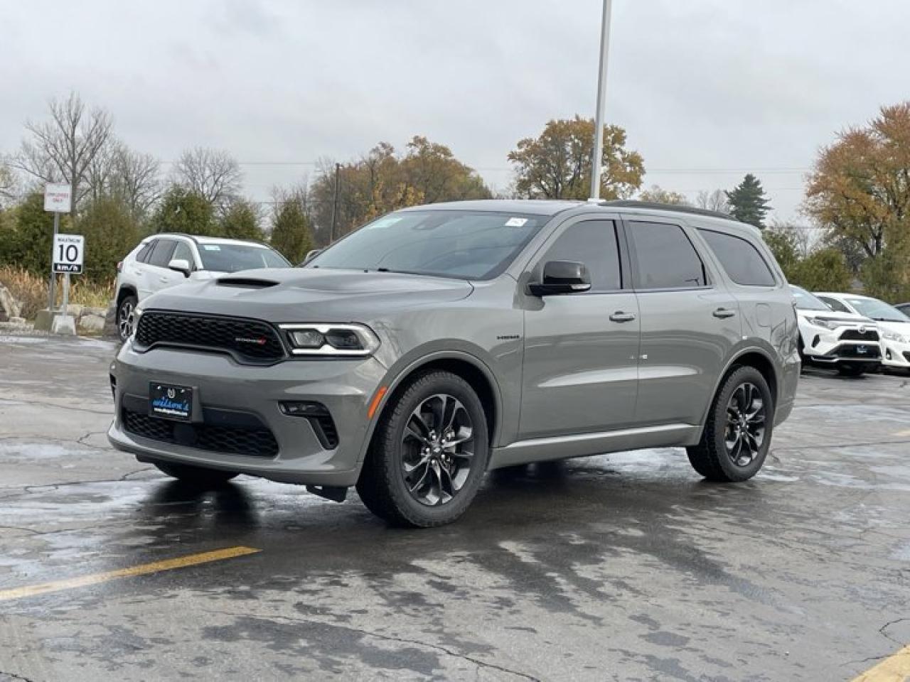 Used 2021 Dodge Durango R/T AWD, Leather, Nav, Sunroof, Heated & Cooled Seats, Heated Steering, Dual DVD & more!! for sale in Guelph, ON