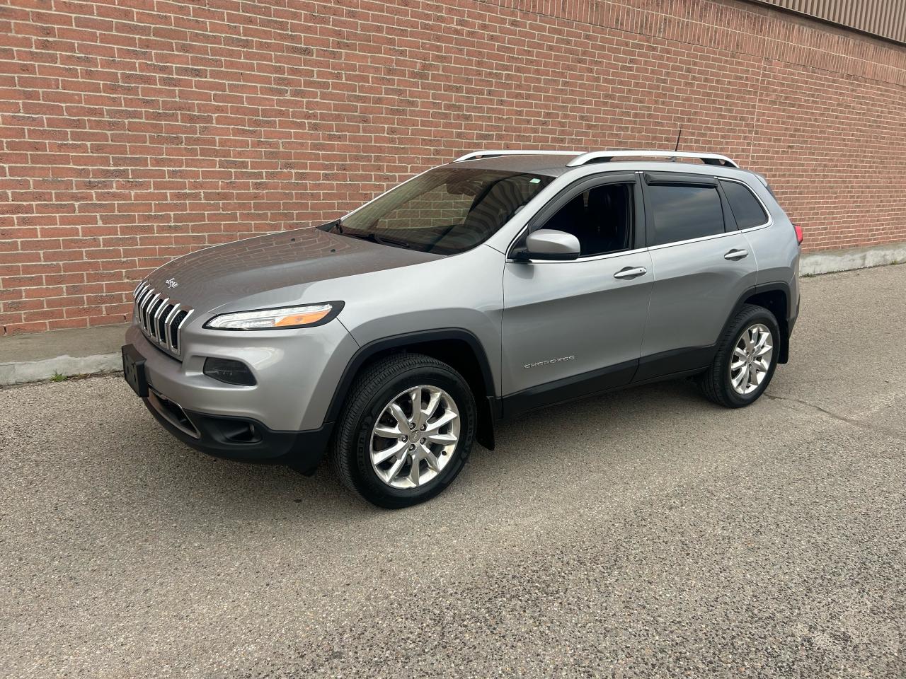 Used 2016 Jeep Cherokee 4WD 4Dr Limited for sale in Ajax, ON