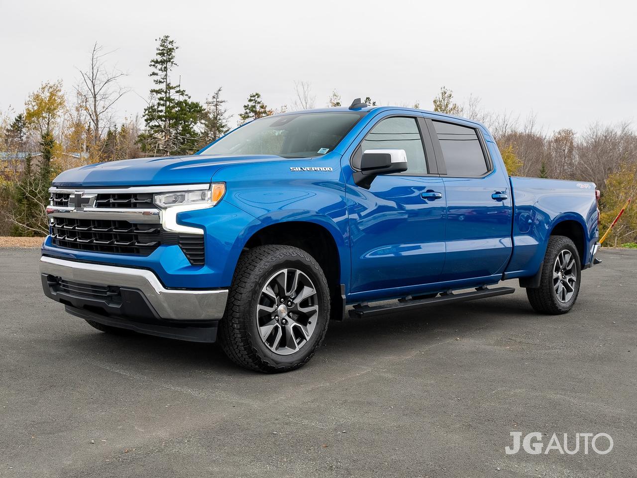 2022 Chevrolet Silverado 1500 4WD Crew Cab LT