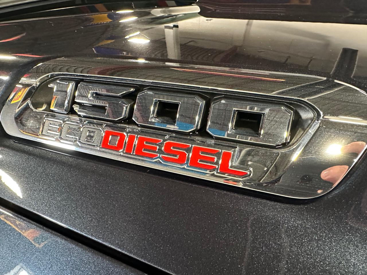 2021 RAM 1500 LIMITED LONGHORN 4X4 CREW CAB 5'7" BOX Photo3