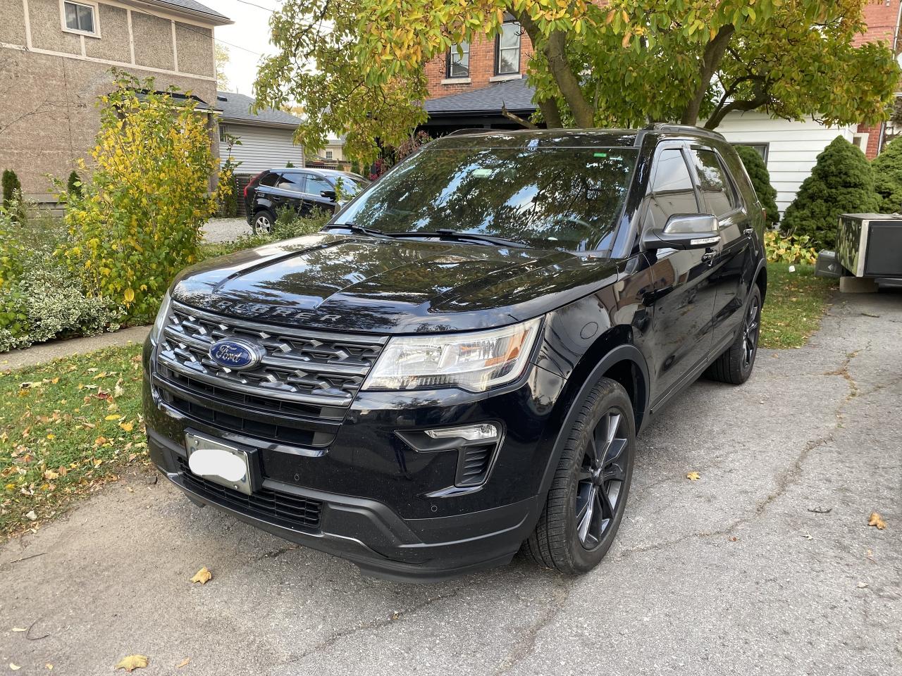 Used 2019 Ford Explorer XLT 4WD - Locally Owned & Dealer Serviced for sale in St. Catharines, ON