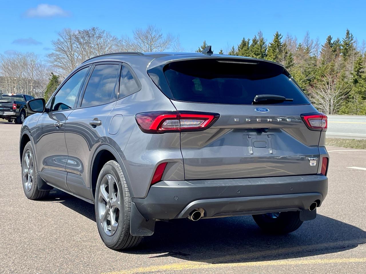 2025 Ford Escape ST-Line AWD Photo5
