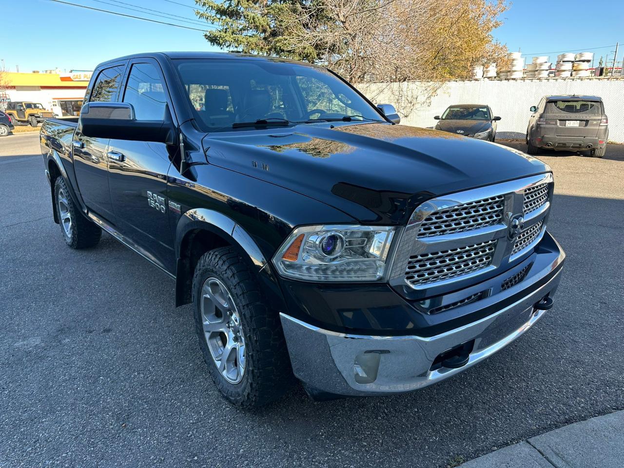 Used 2014 RAM 1500 4WD Crew Cab 140.5