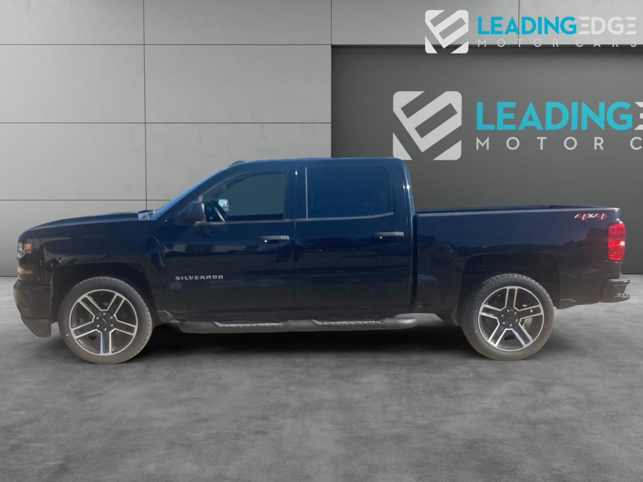 2018 Chevrolet Silverado 1500 Silverado Custom ***NEW TIRES * 22 INCH WHEELS * 4X4 *** Photo
