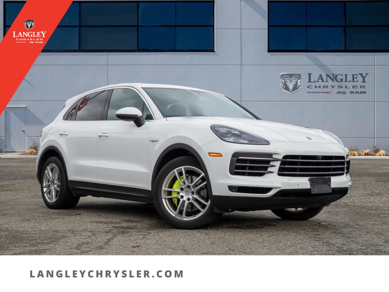 Used 2020 Porsche Cayenne E-Hybrid Leather Seats | Cold Weather Package | Back up Camera for sale in Surrey, BC