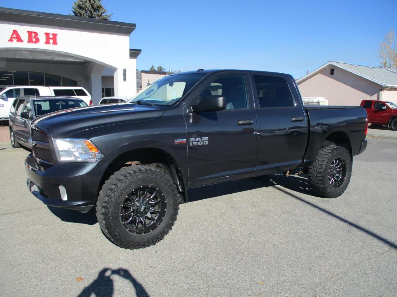 Used 2017 RAM 1500 CREW CAB ST 4X4 for sale in Grand Forks, BC