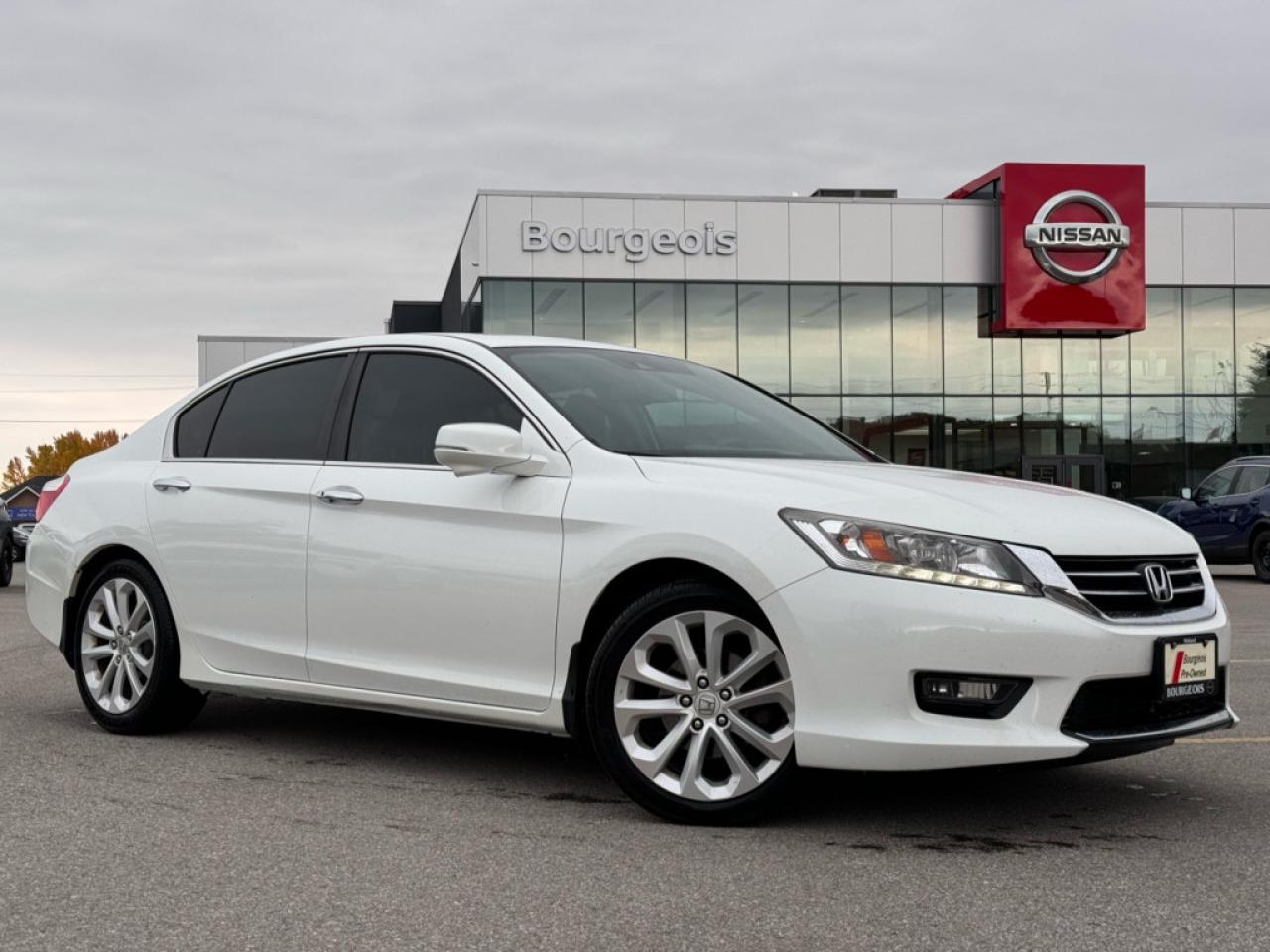 Used 2014 Honda Accord Sedan Touring  NAV | SUNROOF | LEATHER HEATED SEATS for sale in Midland, ON