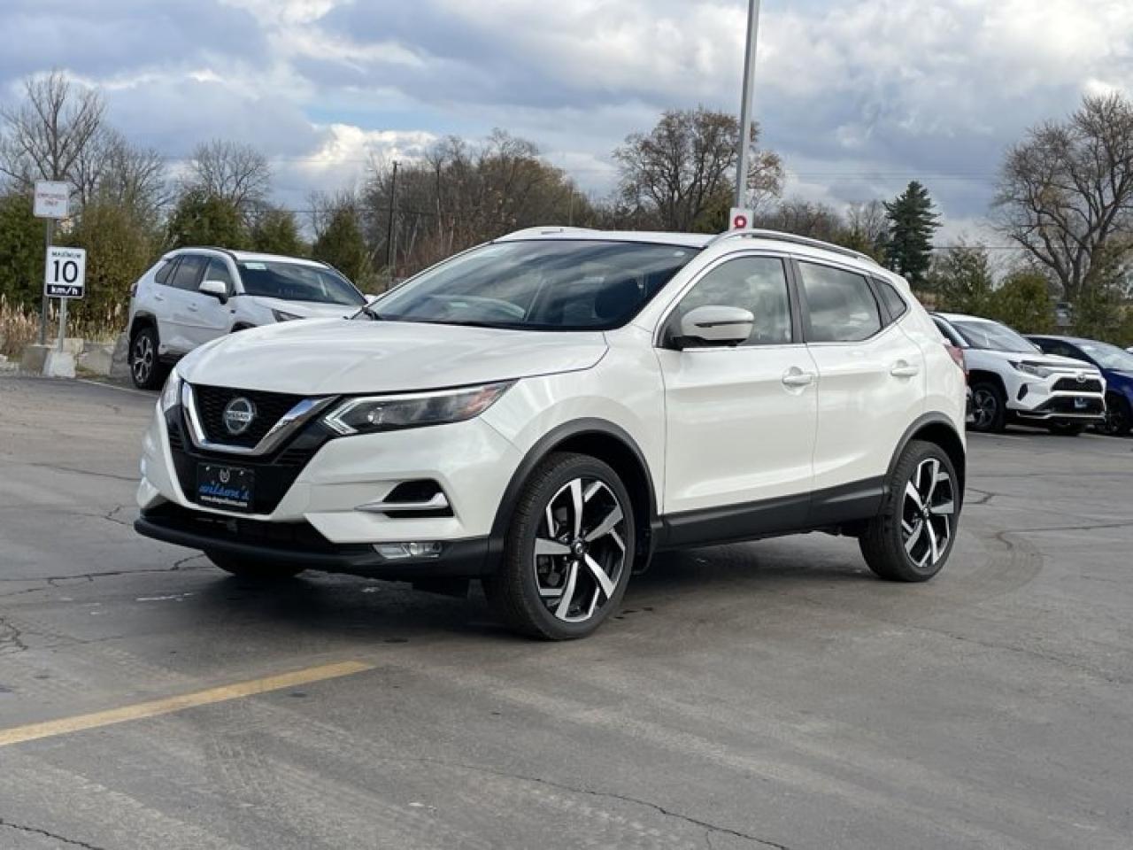 Used 2020 Nissan Qashqai SL AWD, Leather, Sunroof, Nav, Adaptive Cruise, Heated Steering + Seats, CarPlay + Android & more!! for sale in Guelph, ON