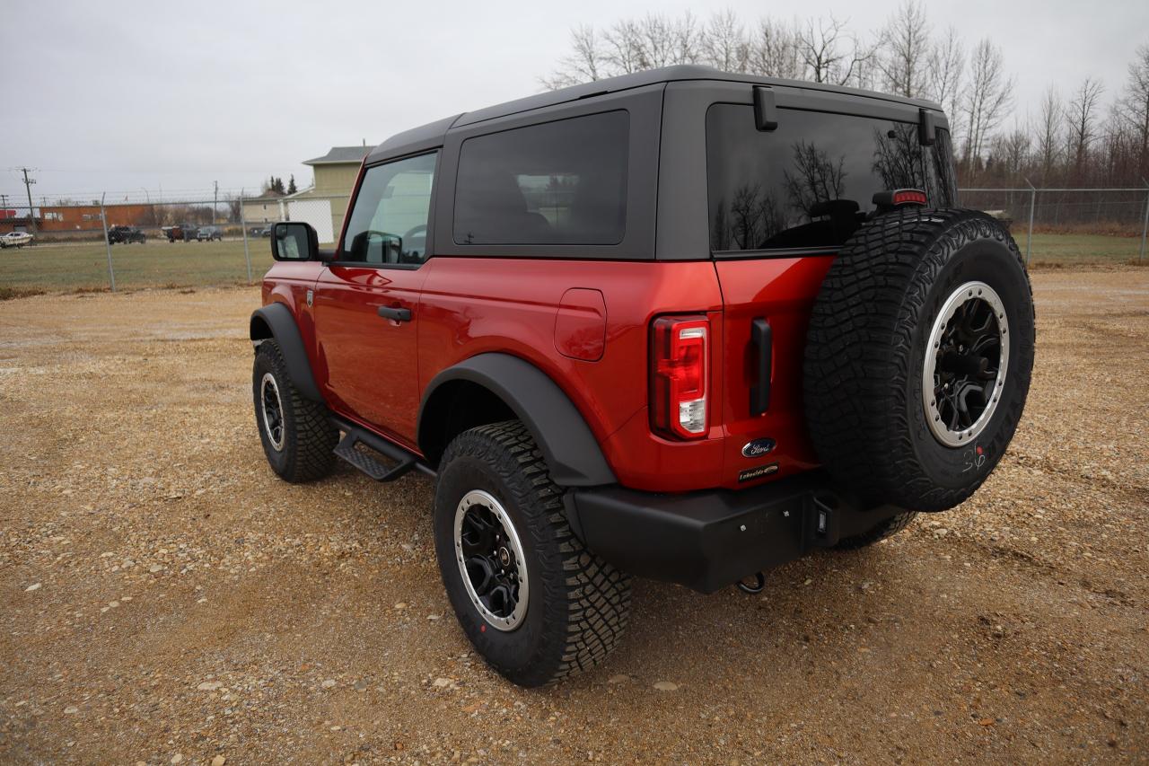 2024 Ford Bronco Big Bend Photo3