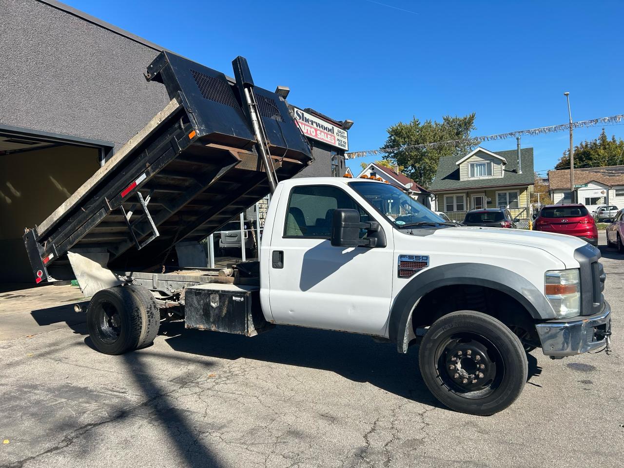 Used 2009 Ford F-550 XL for sale in Windsor, ON