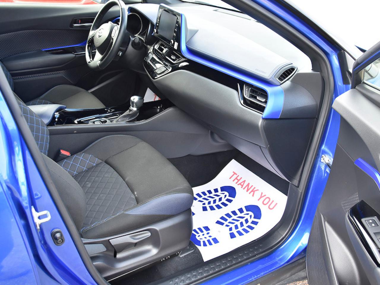 2021 Toyota C-HR  - Photo #7