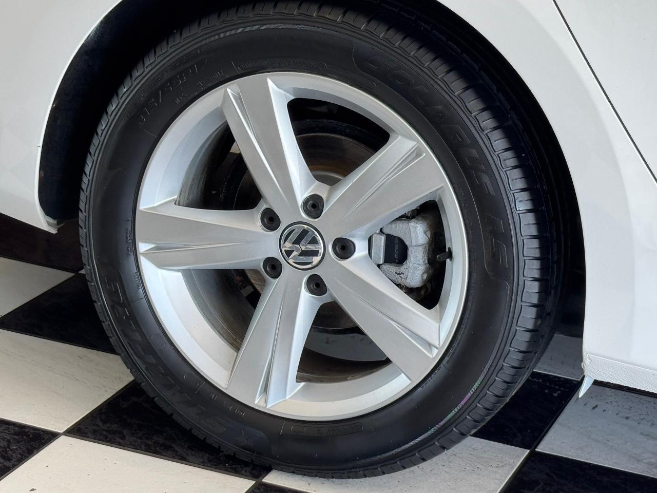 2013 Volkswagen Passat Comfortline+Leather+Roof+Heated Seats+CLEAN CARFAX Photo48