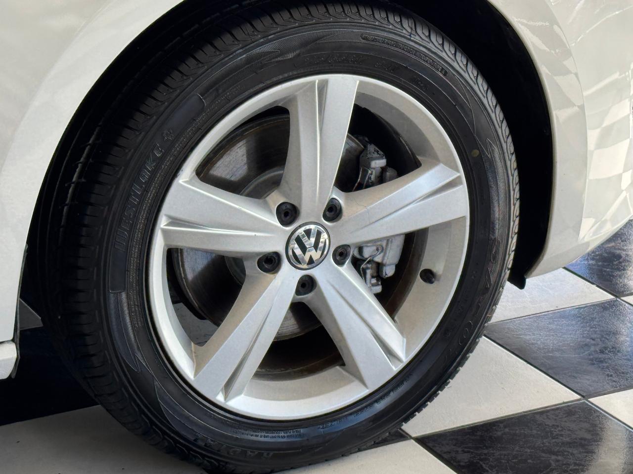 2013 Volkswagen Passat Comfortline+Leather+Roof+Heated Seats+CLEAN CARFAX - Photo #50
