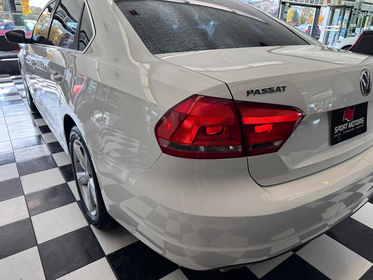 2013 Volkswagen Passat Comfortline+Leather+Roof+Heated Seats+CLEAN CARFAX - Photo #40